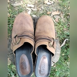👀Big Discount!👀Ecco Mules in size 38